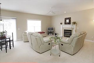 3rd image of 5869 Baywood Dr