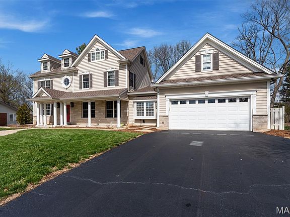 3rd image of 12301 Matthews Ln