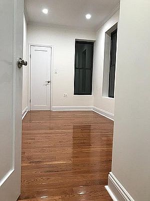 2nd image of 118 Mac Dougal St #14