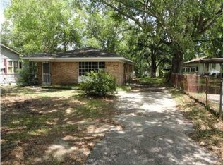506 4th Ave, Chickasaw, AL 36611