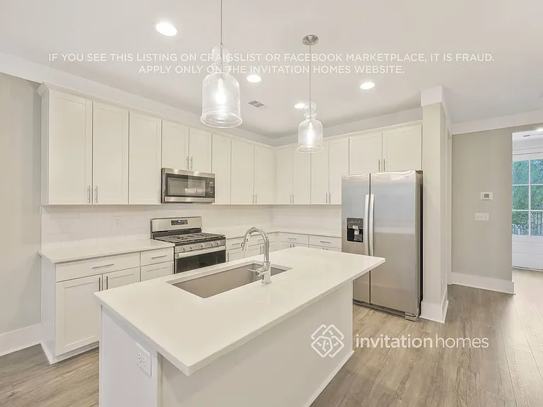 647 Vernon Ave #202 — Photo 9