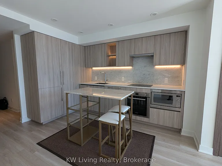 17 Bathurst St #3012 — Photo 6