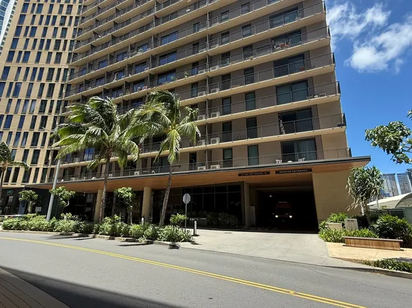 987 Queen St, Honolulu, HI