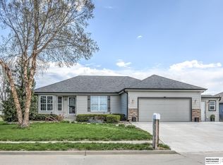 2205 Thomas Dr, Waterloo, NE 68069