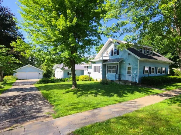 W6391 East Oak Street, Dalton, WI 53926