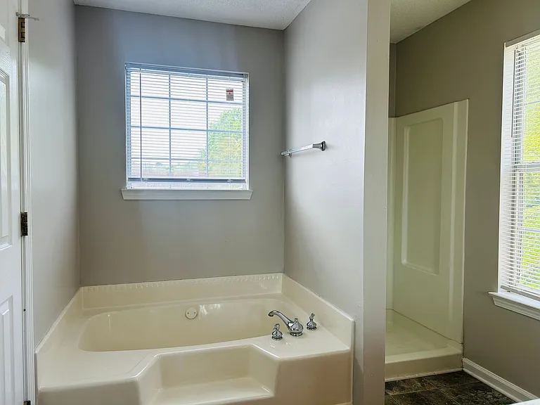 7018 New Dale Rd — Photo 16