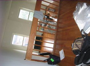 1864 Grove St, Flushing, NY 11385