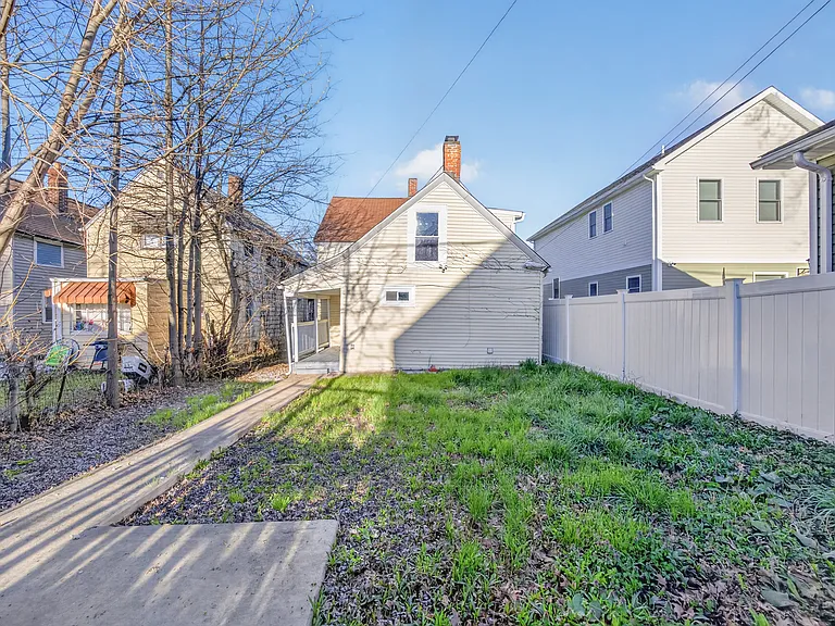 1566 Winchester Ave — Photo 35