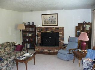 2074 Laura Ln, Dallas, OR 97338