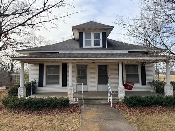 311 Charley St, Decatur, AR 72722