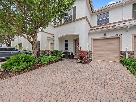 3rd image of 4569 Tara Cove Way