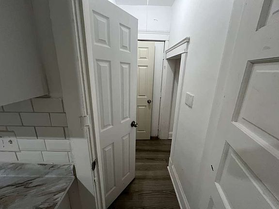 5th image of 10314 Adams Ave #A