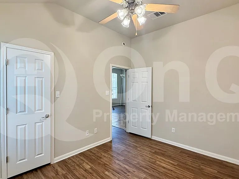 18805 Edinburgh Castle Rd — Photo 18