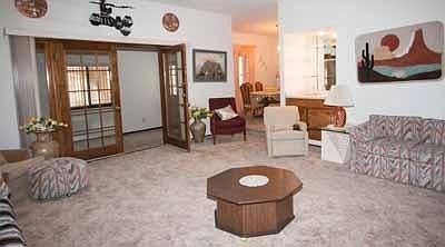 4th image of 4009 Parsifal St NE