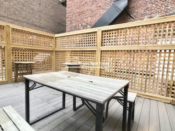 1742 Washington St, Boston, MA