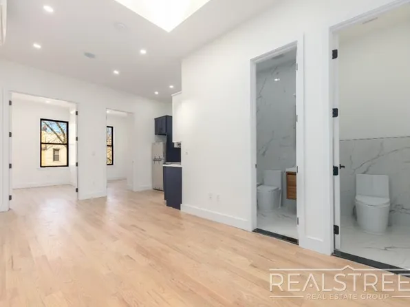 1276 Jefferson Avenue image 2 of 12