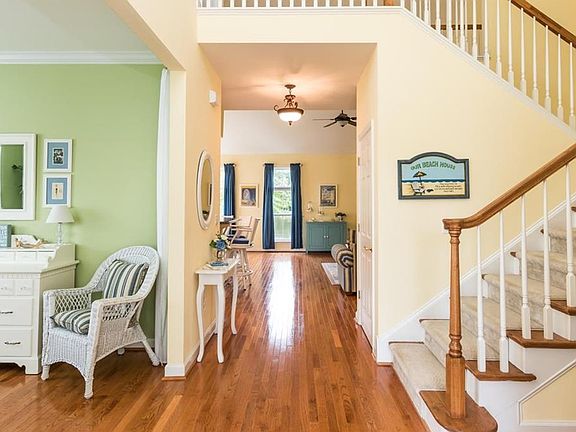 3rd image of 37056 Teal Ct