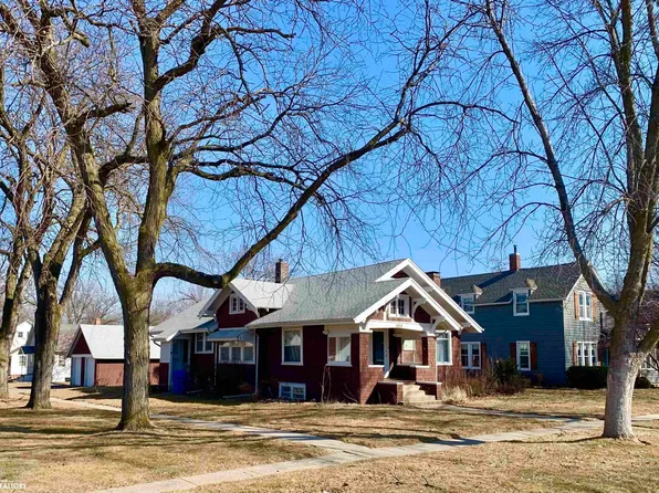 406 W State St, Jefferson, IA 50129