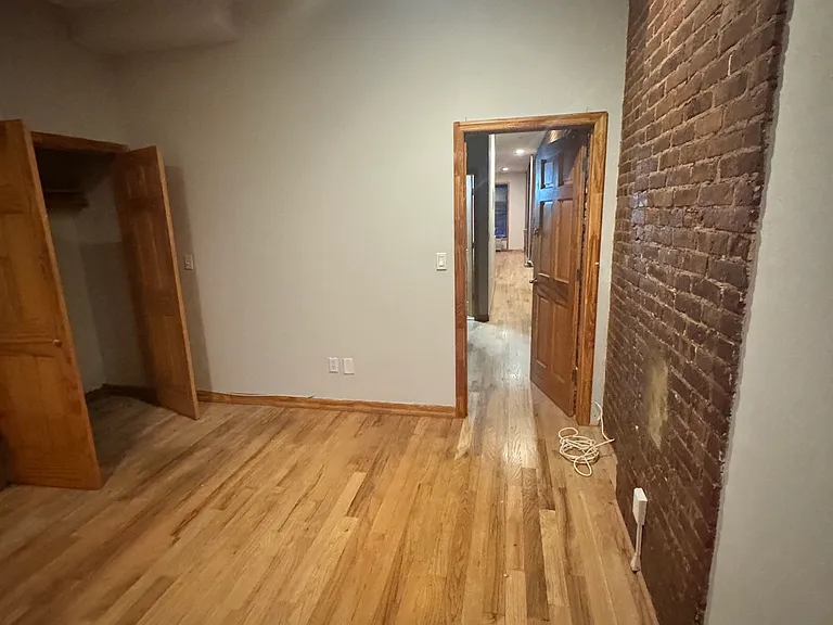 435 E 114th St #1W — Photo 9