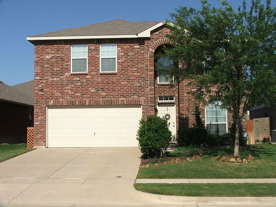 Great curb appeal