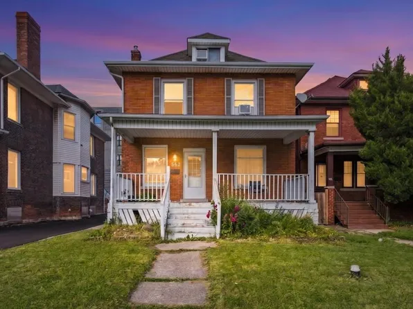 542 Victoria Ave, Windsor, ON N9A 4M8