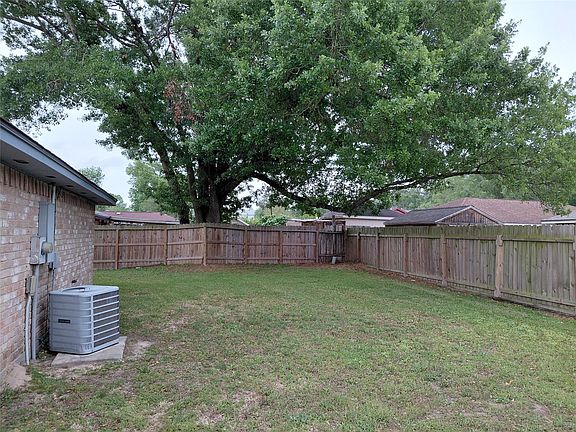 4th image of 7902 Birchbark Dr