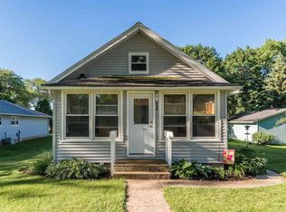 644 11th St, Baraboo, WI 53913