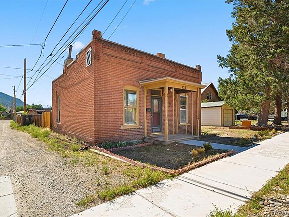 3rd image of 125 B Street