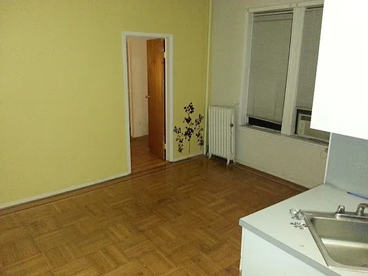 Rented by ZealEstate Group Inc | media 31