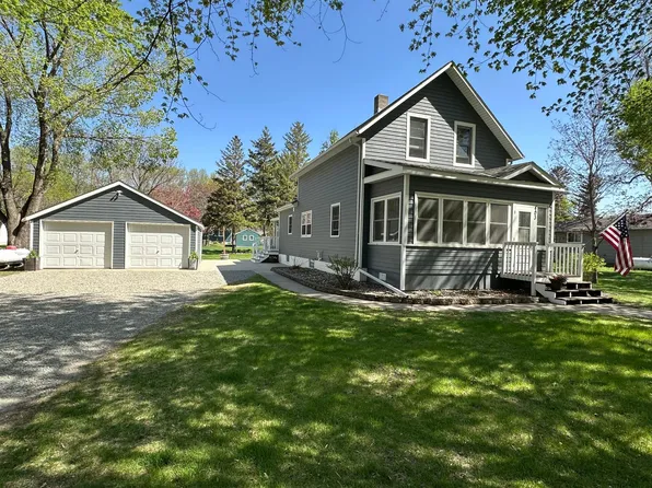 403 N 7th St, Kerkhoven, MN 56252