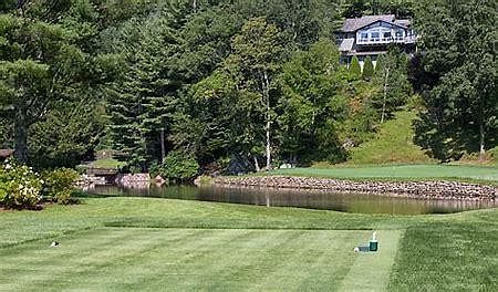 HOUND EARS GOLF COURSE THAT YOU DRIVE BY TO GET TO THE HOUSE