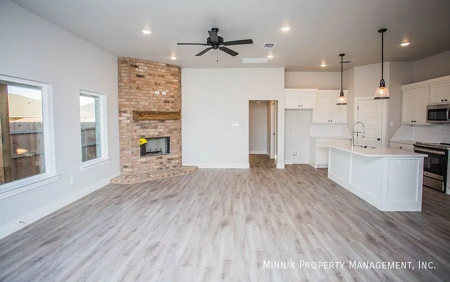 Cooper ISD | 12001 Essex Ave. #A — Photo 3