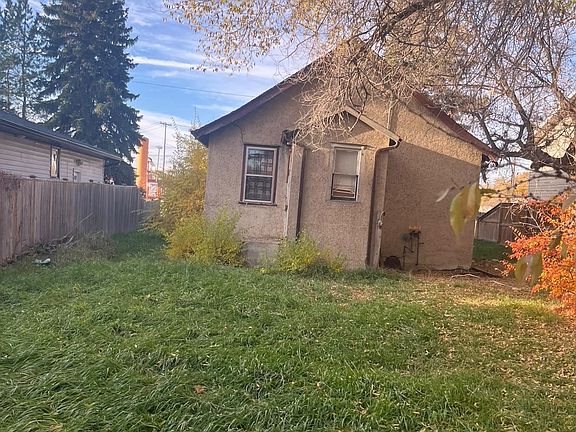 4th image of 902 Gray Avenue