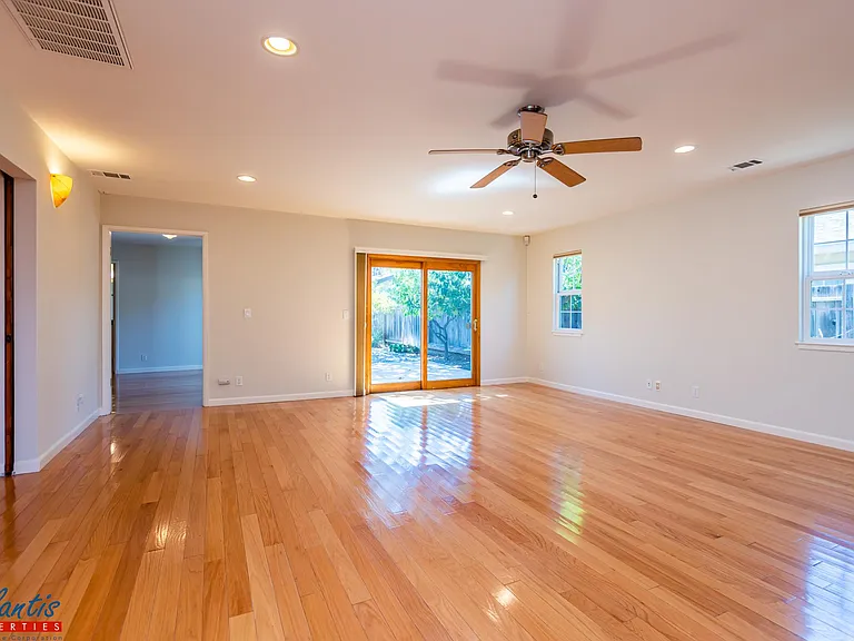 680 Arastradero Rd — Photo 8