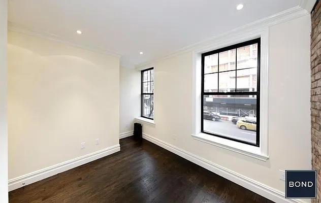 Rented by Bond New York | media 21