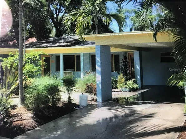 626 Columbia Ct, Sarasota, FL 34236