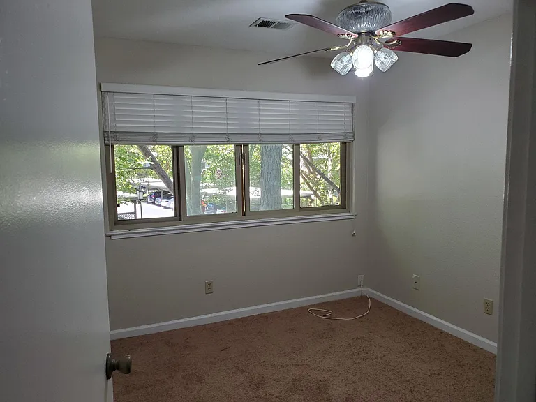 2508 La Terrace Cir — Photo 7