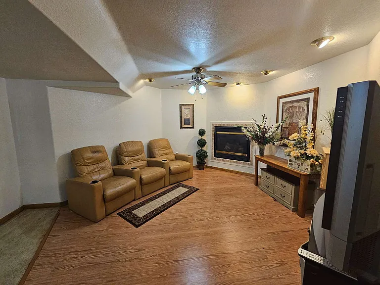 8842 W Ida Pl — Photo 27