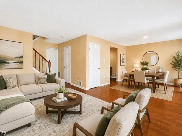 76 Boston St, Newark, NJ 07103