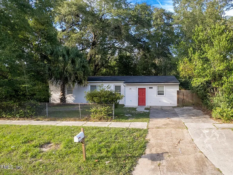 6171 Cedar Hills Blvd — Photo 1