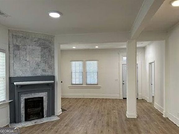 3rd image of 1463 Metropolitan Pkwy SW