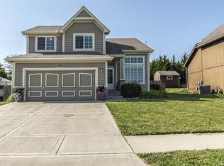 2431 Sawmill Rd, Junction City, KS 66441