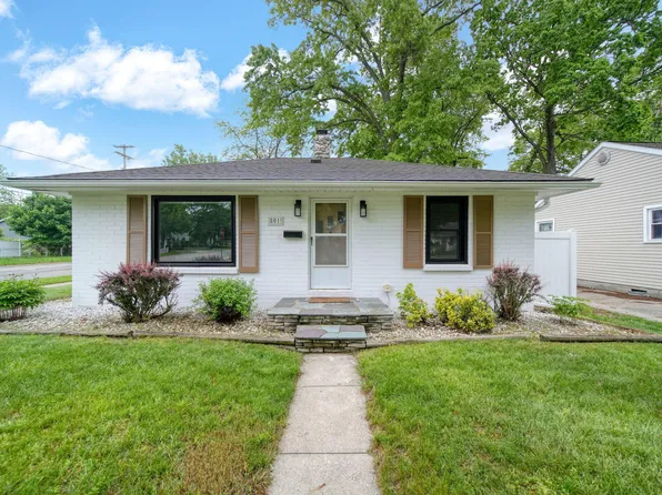 801 Briarcliff Rd, Jackson, MI 49203