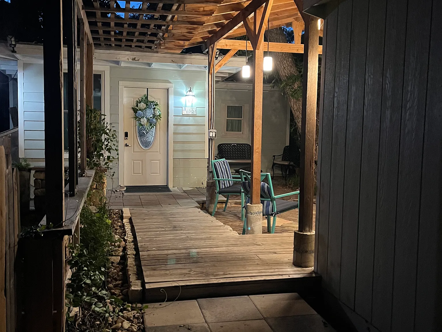 Studio, 500 sqft, $1,600 — Photo 2