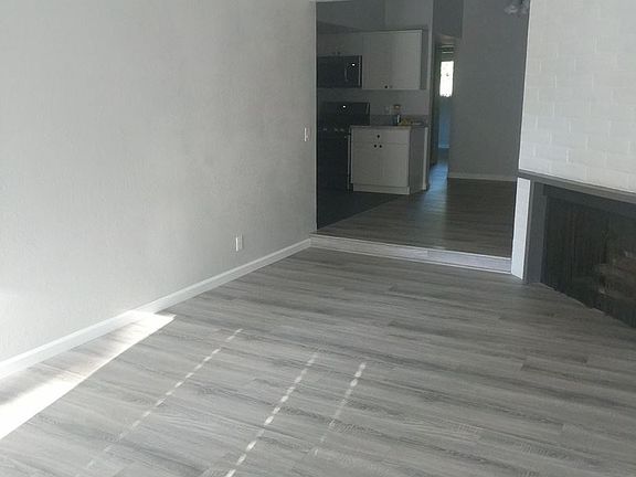 4th image of 5393 Manzanita Ave