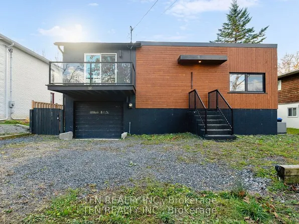 12 Schooner Ln, Tay, ON L0K 2C0