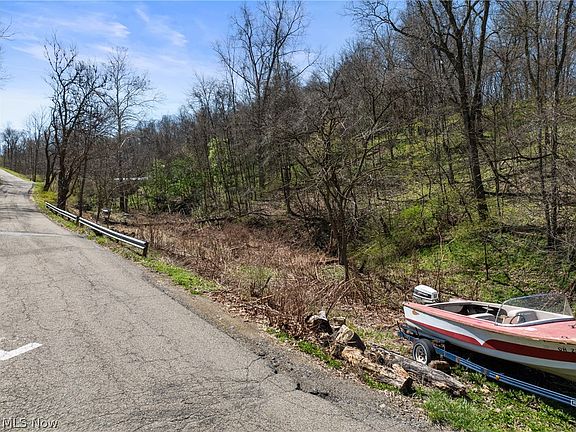 3rd image of 115 Township Road 501