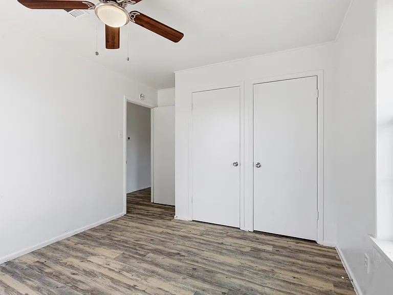 3811 Cedar Spring Dr — Photo 10