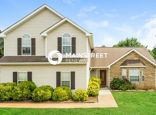 200 Teak Ln, Fairburn, GA 30213