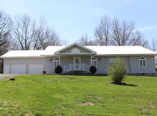 13126 Bennett Rd, Marion, IL 62959